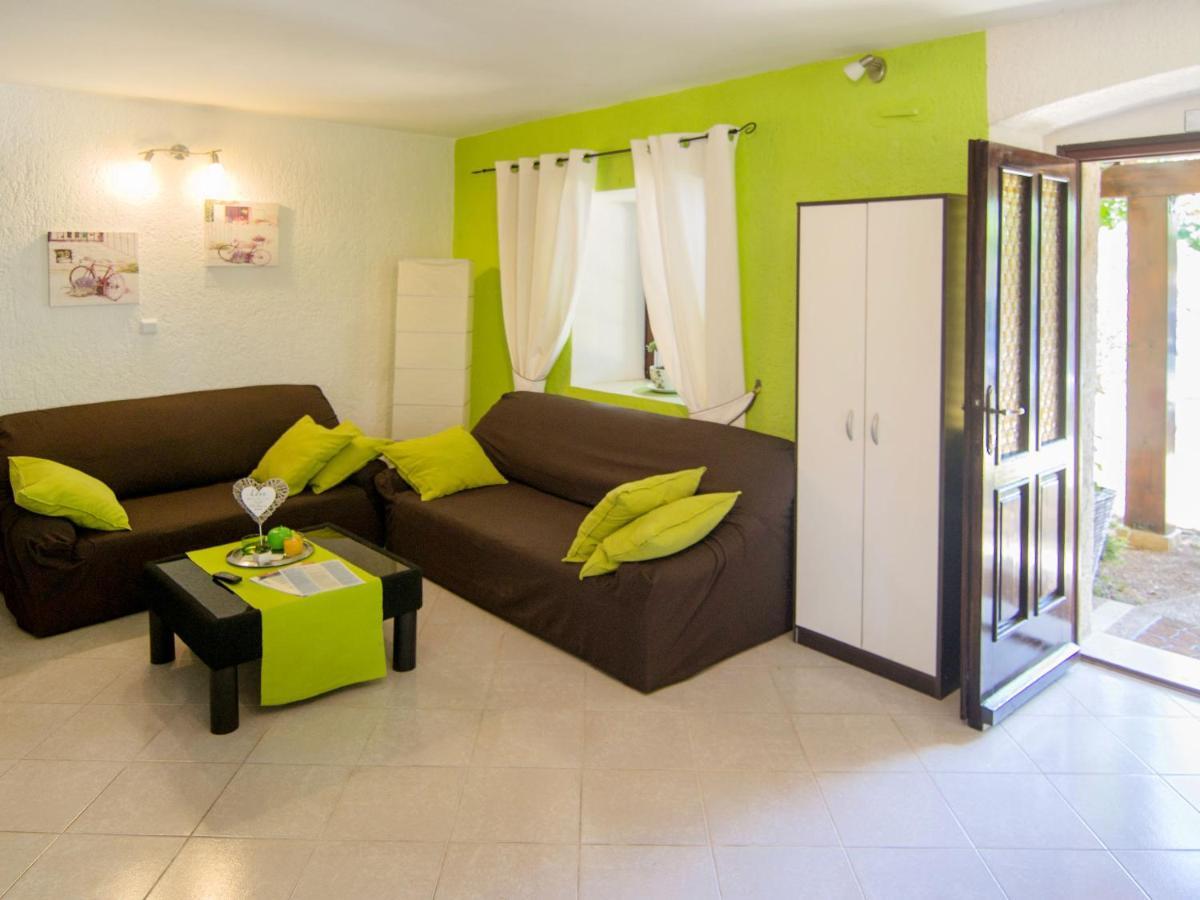 Holiday Home Sara - Prc136 By Interhome Porec Esterno foto