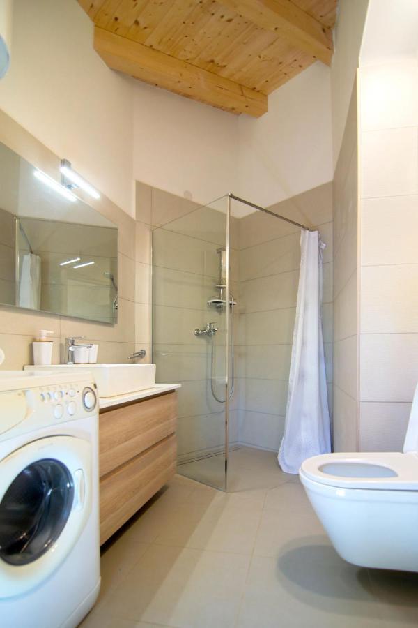 Holiday Home Sara - Prc136 By Interhome Porec Esterno foto