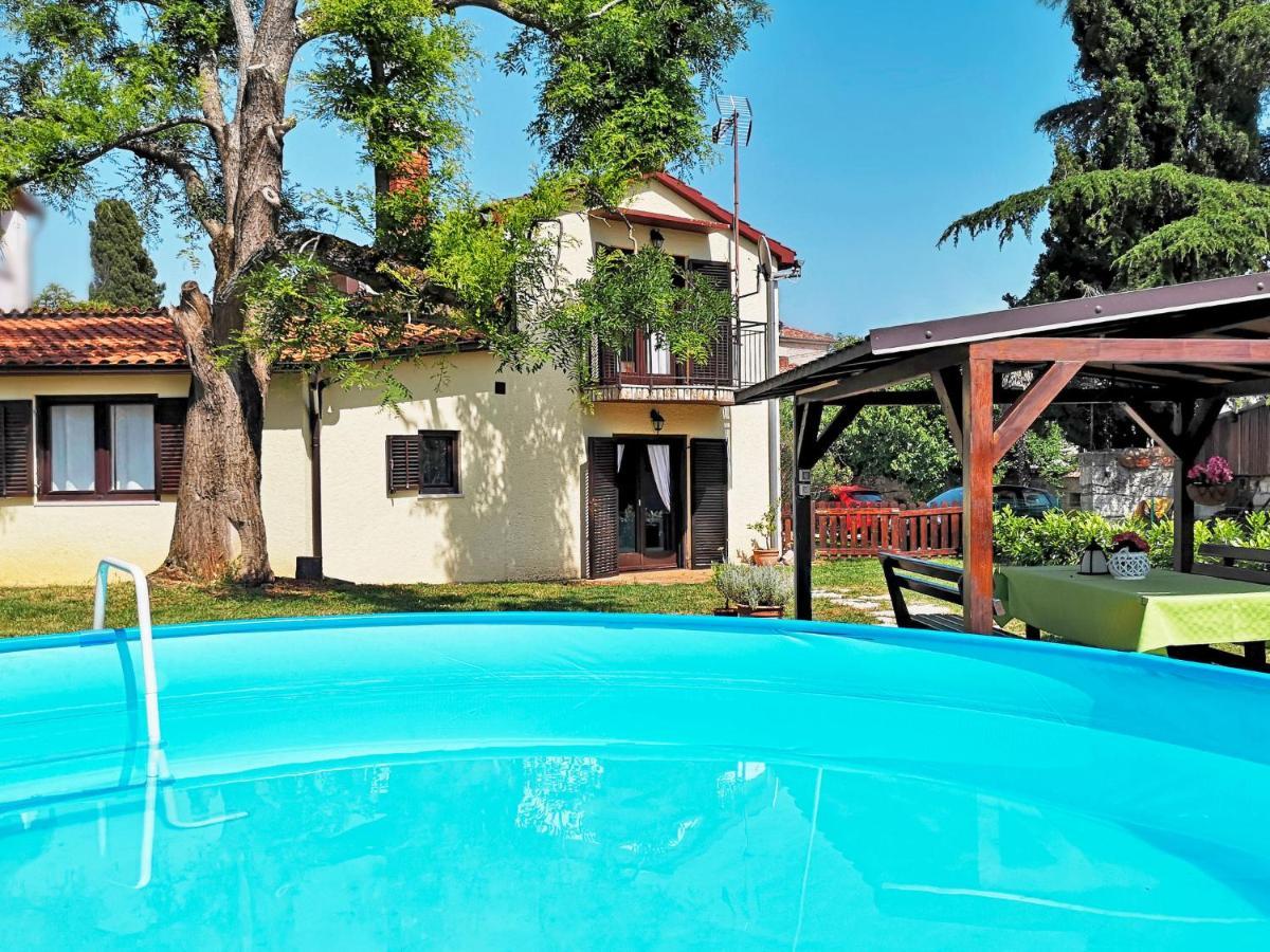 Holiday Home Sara - Prc136 By Interhome Porec Esterno foto